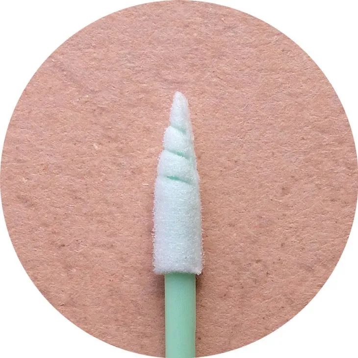 Cotonetes com ponta de espuma